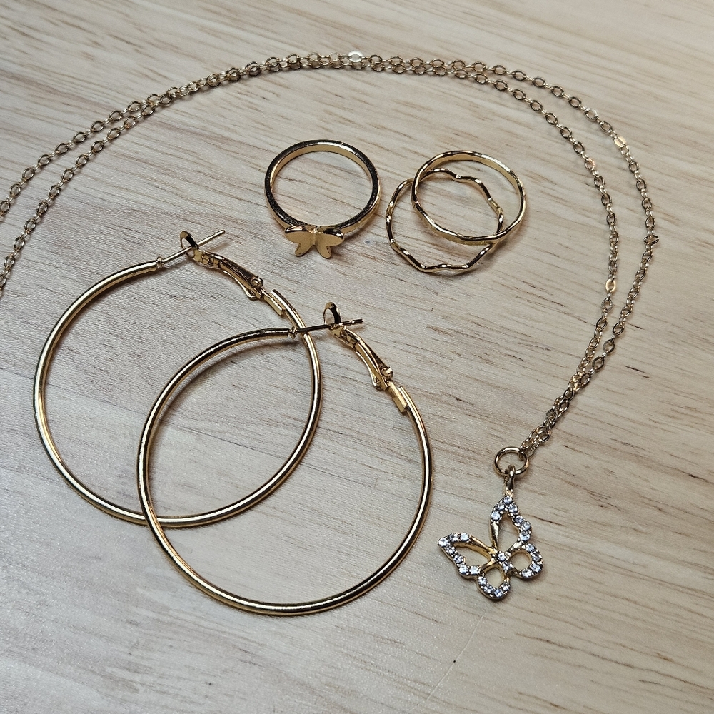 Gold Butterfly Jewelry Set